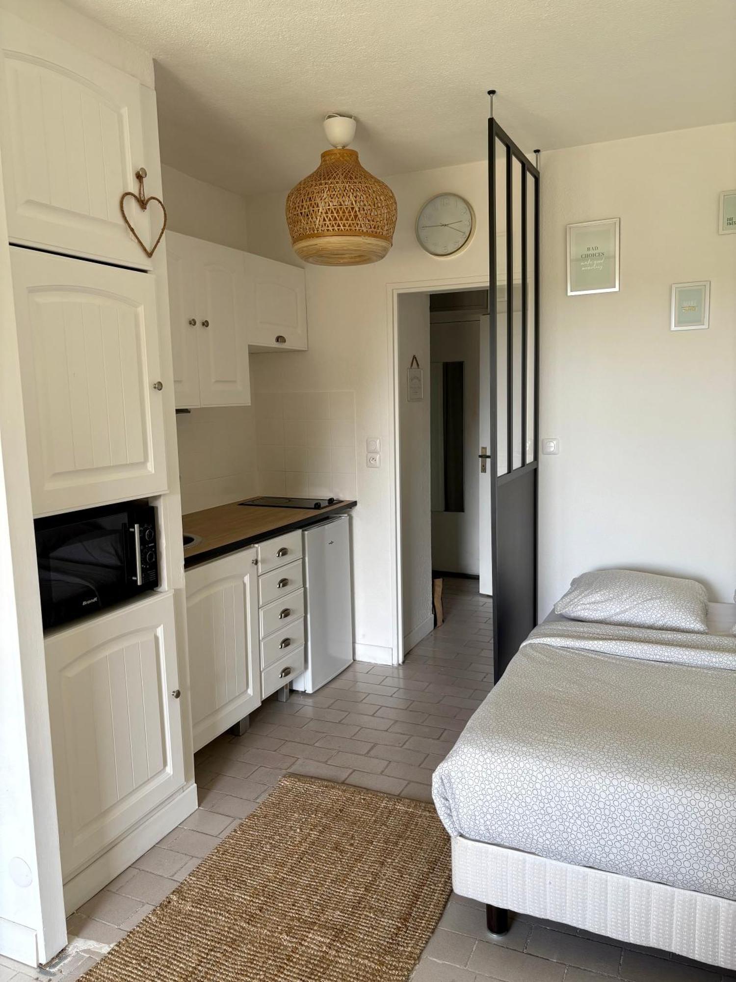 Ferienwohnung Sejour Au Port Hyères Exterior foto